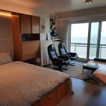 Lägenhet On The With Sea View *